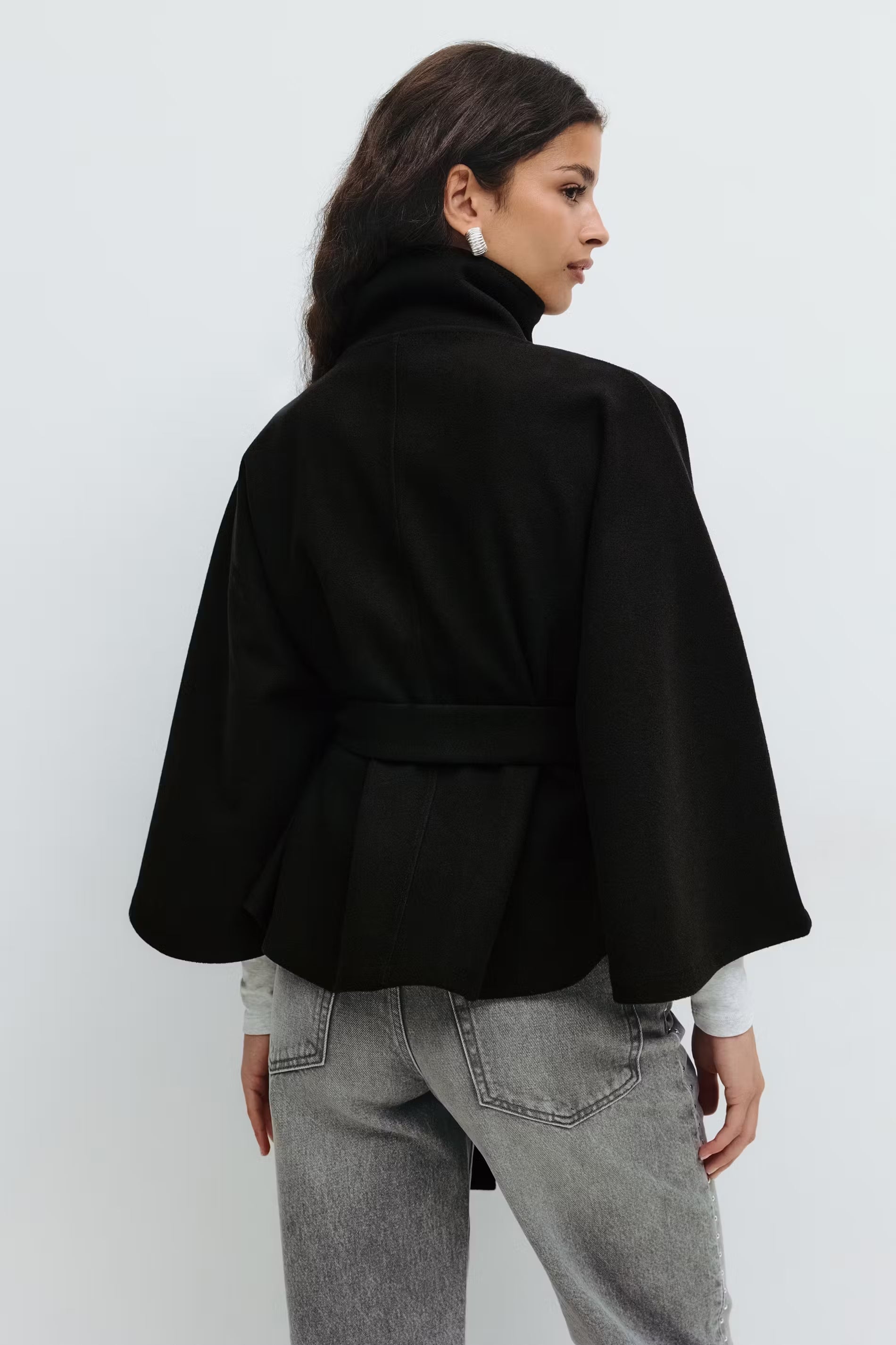 Belle Nuit | Belt cape jacket