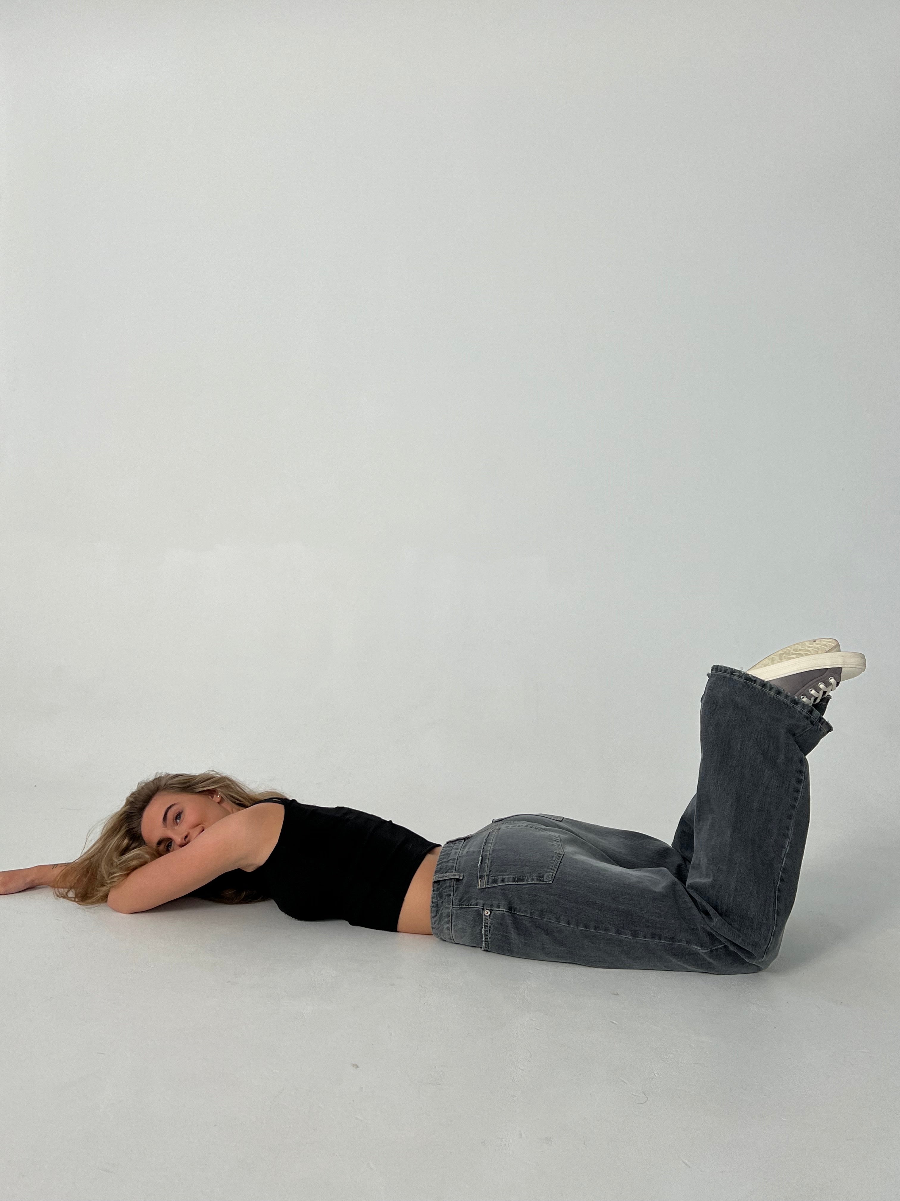Belle Nuit™ | Low-Waisted Jeans - Grey Denim