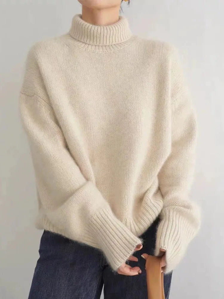 Alecia | elegante maglione a collo alto