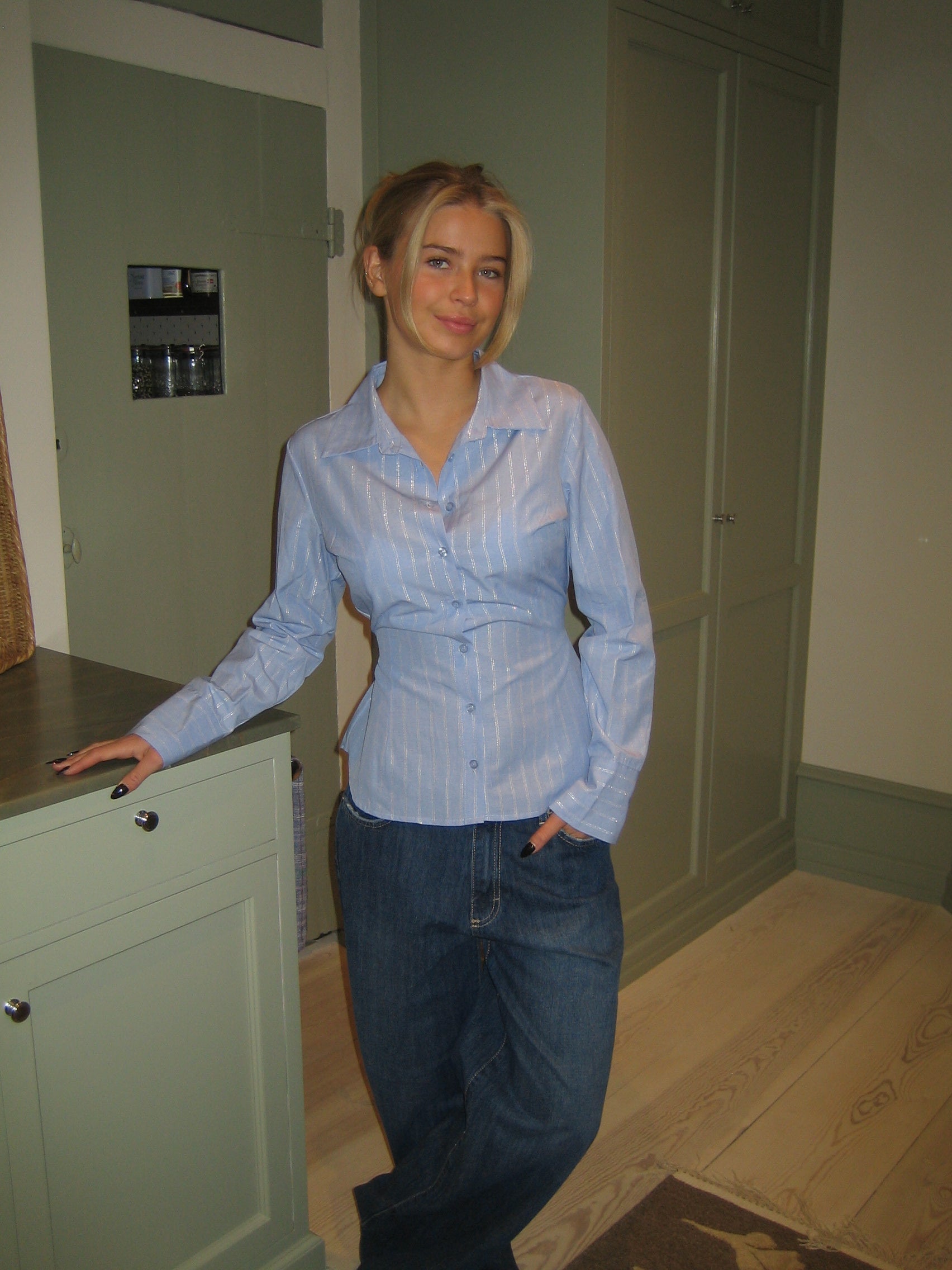 Belle Nuit™ | Blue/white Blouse